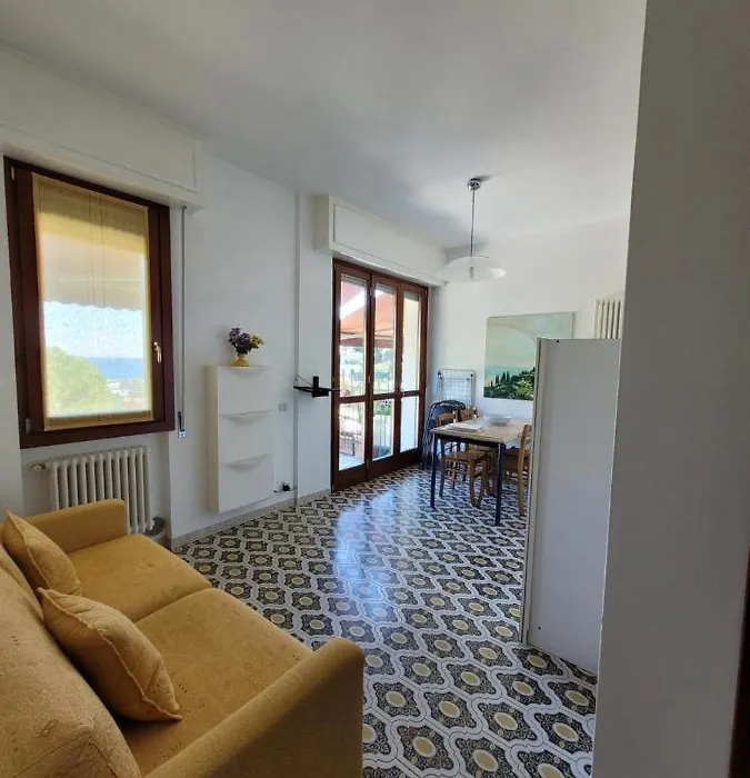Tre Passi Dal Mare-1