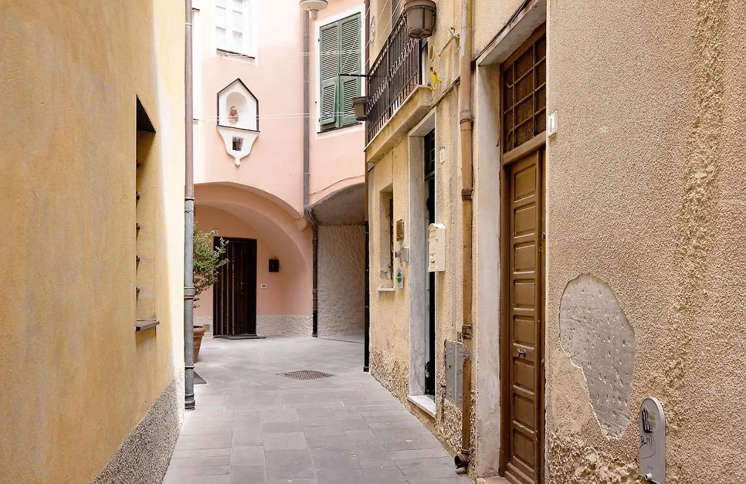 Vittoria Appartamento-1