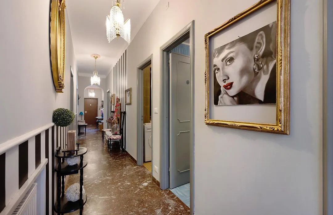 Tiffany Apartment-1