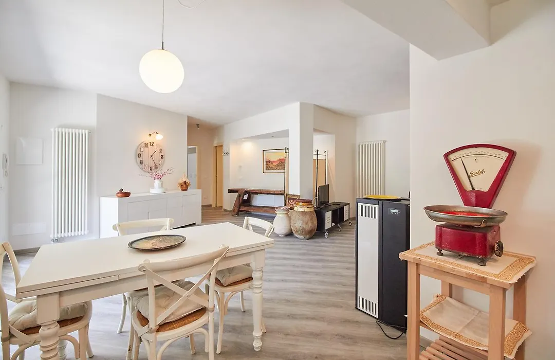 Melograno Guest House Finalborgo-1