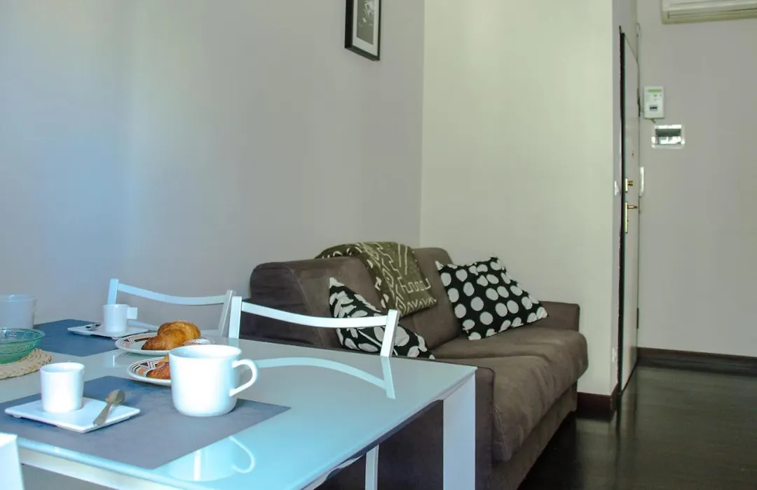 Clocky Home-1