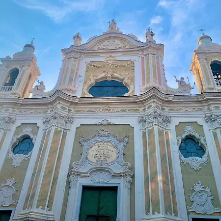 Finale ligure - Dimora storica in centro a 50 m dal mare-3