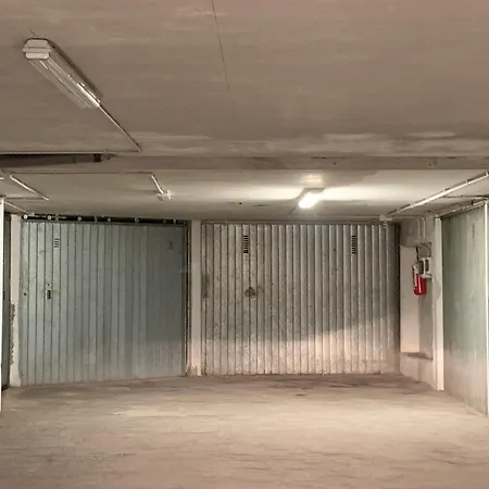 La Maison De L'Artiste & Bike Room-2