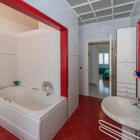 Domitilla House-2
