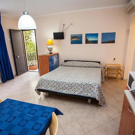 Casa Vacanze Isophylla-3